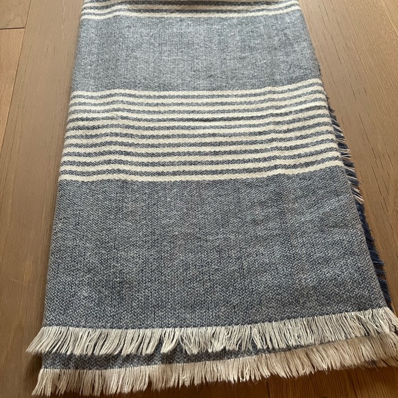 Pottery Barn clover fringe striped Throw farmhouse cottagecore very soft - Picture 5 of 6